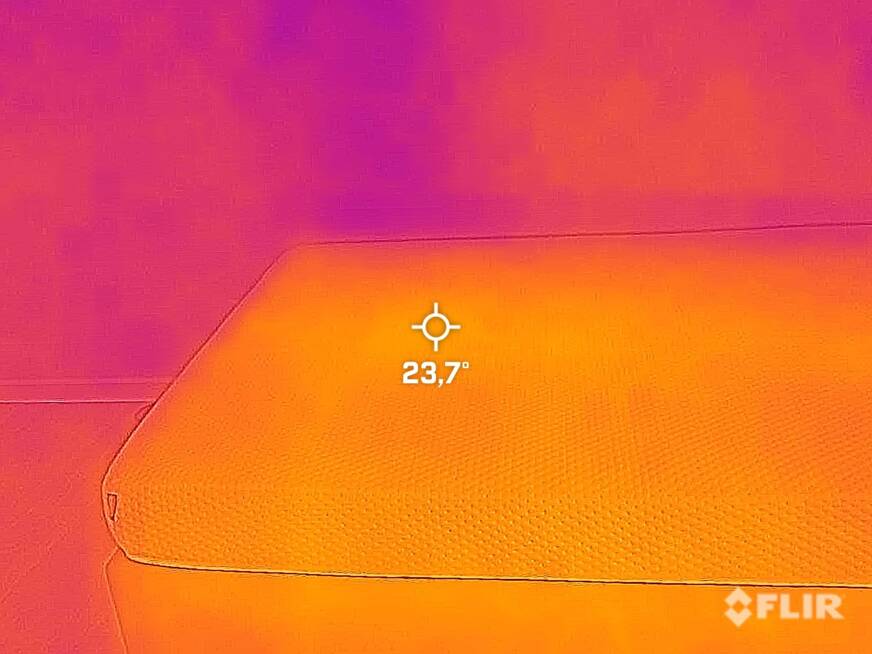 imagem de um sensor de calor identificando a temperatura final de 23,7ºC